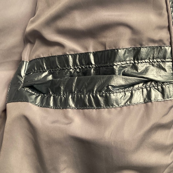 Noize Women's Shiny Gray/SilverPuffer Jacket - Picture 11 of 13